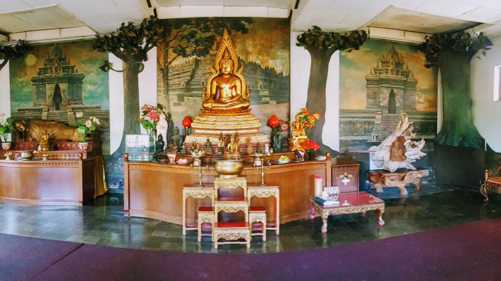 Brahma Vihara Arama - buddhistický klášter