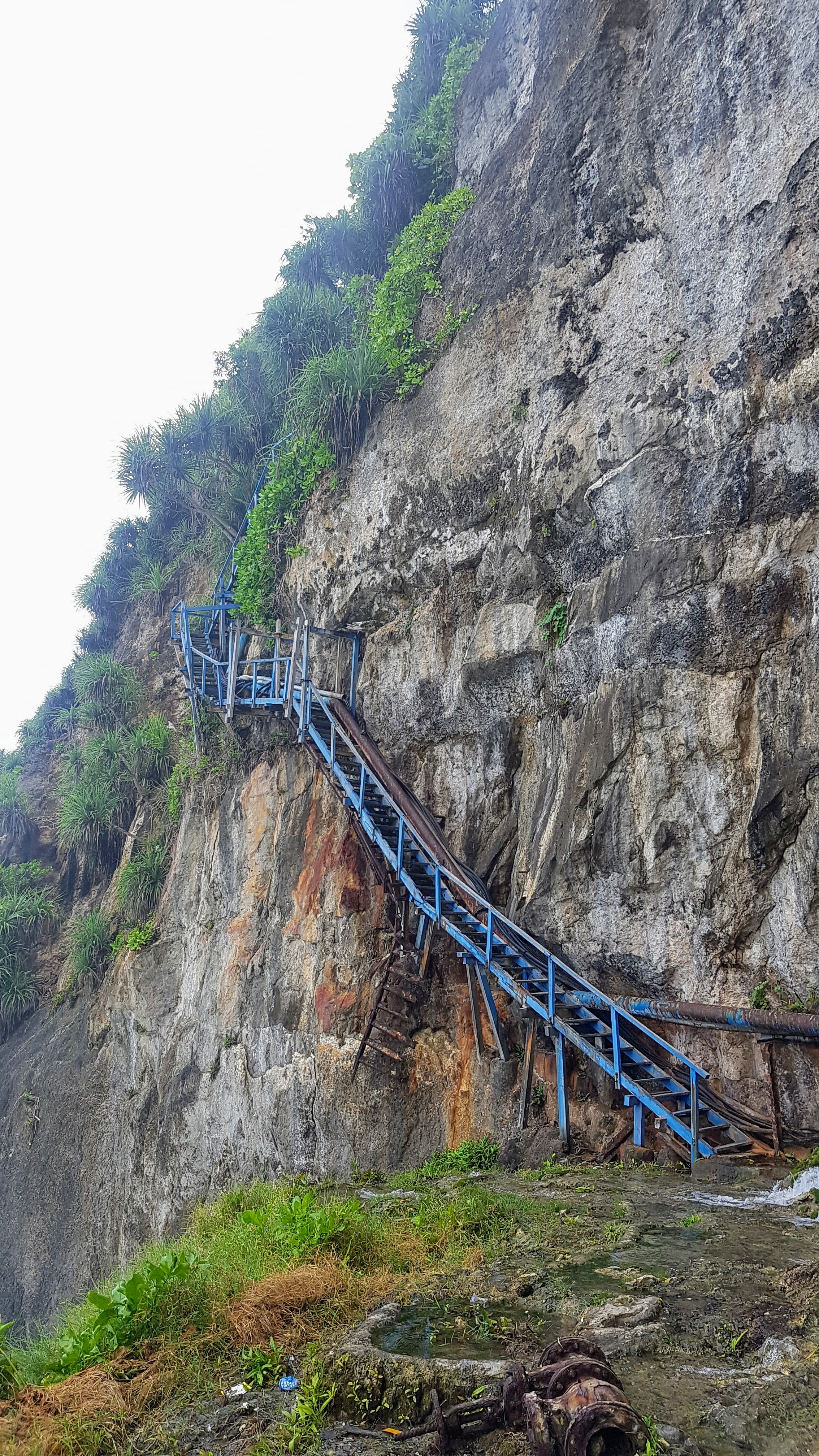 Peguyangan - 700 pěkných schodů, nechtělo by se mi chodit každou neděli na modlitbu